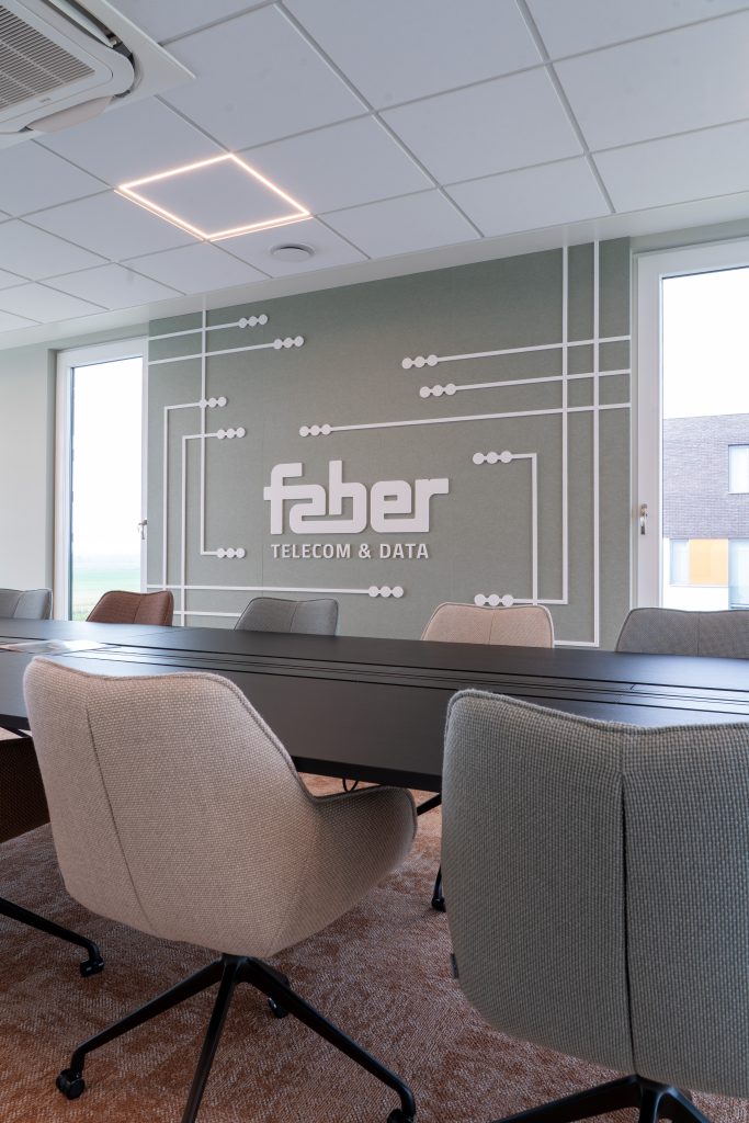 Faber Telecom-34